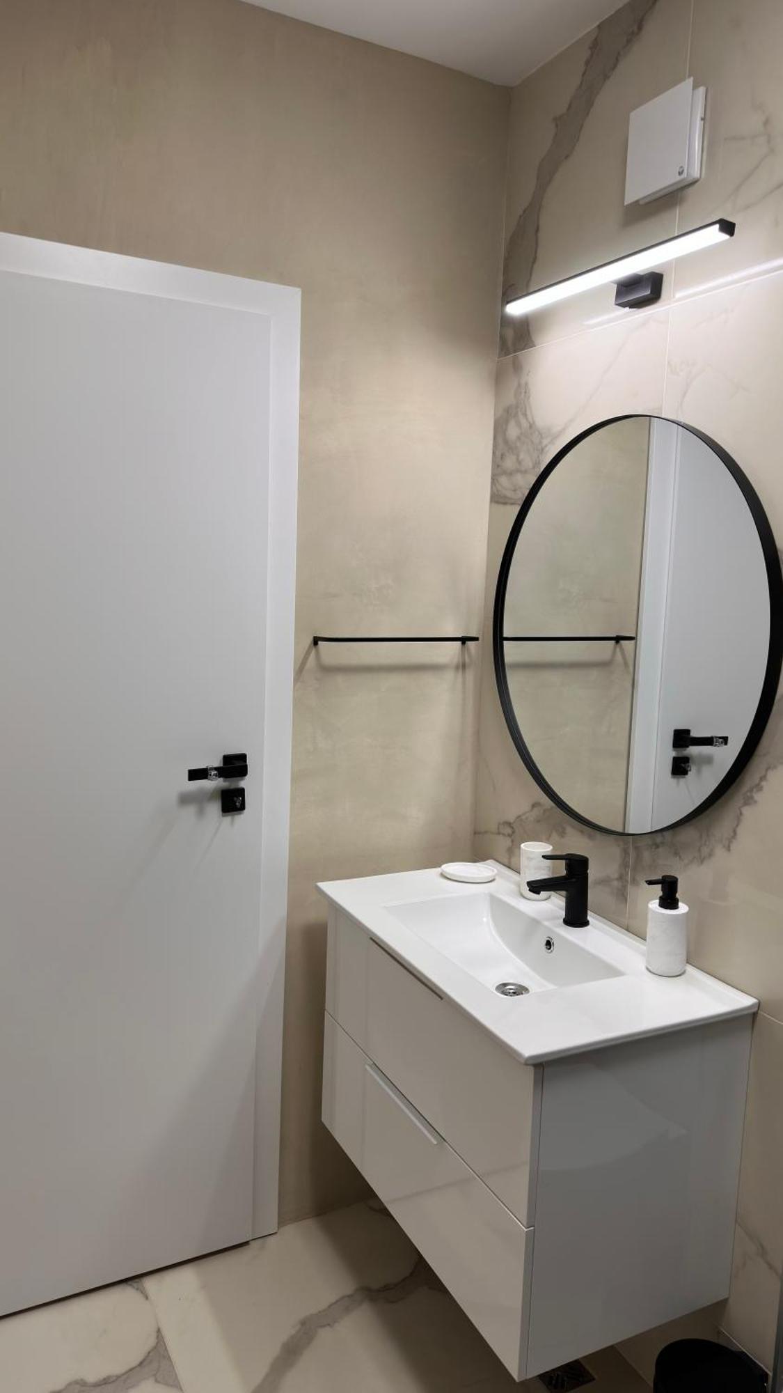Meb - Park Apartment